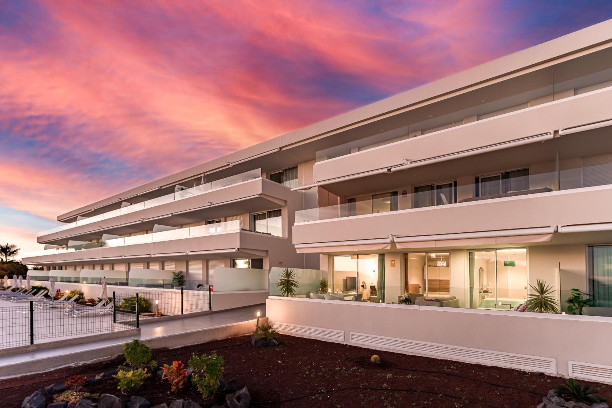 Modern New Apartment Las Terrazas De Costa Adeje. Heated Pool, Big Terrace And Private Parking מראה חיצוני תמונה